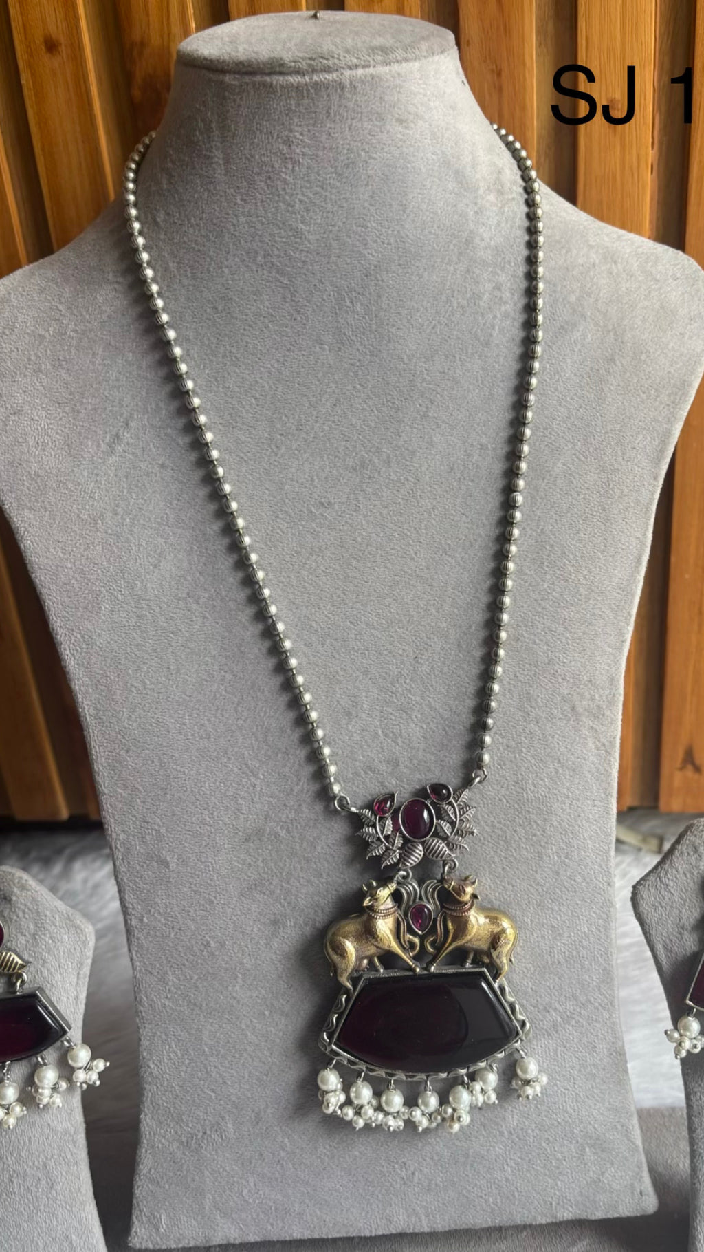 Fusion Dark Pendant Black Bead Set — original product photograph