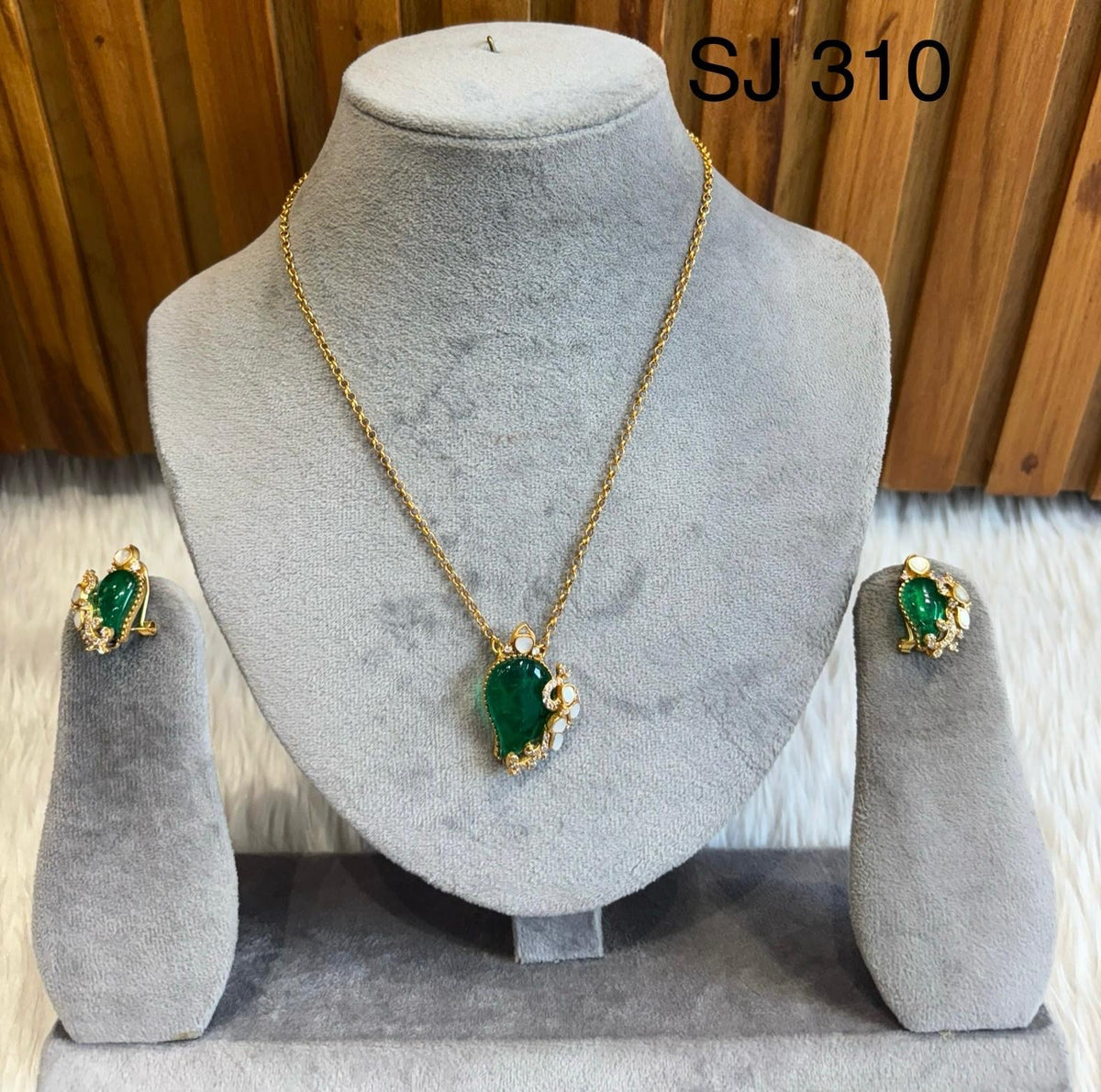 Moissanite & Polki set