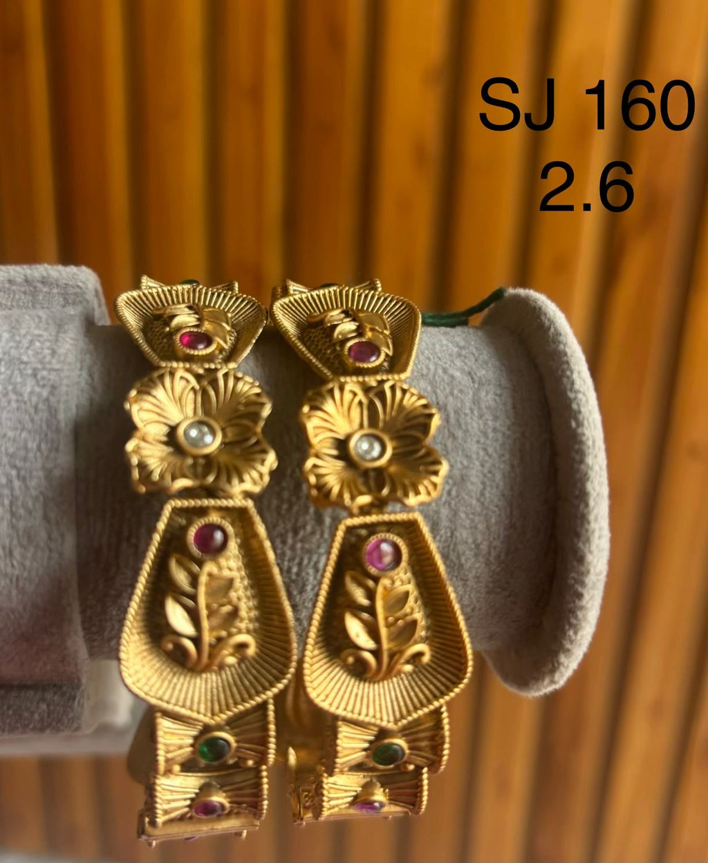 Kundan Floral Fan Red Accent Bangle Set — original client product photograph